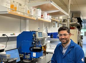 Associate Professor Yoan Simon in his lab at Arizona State University