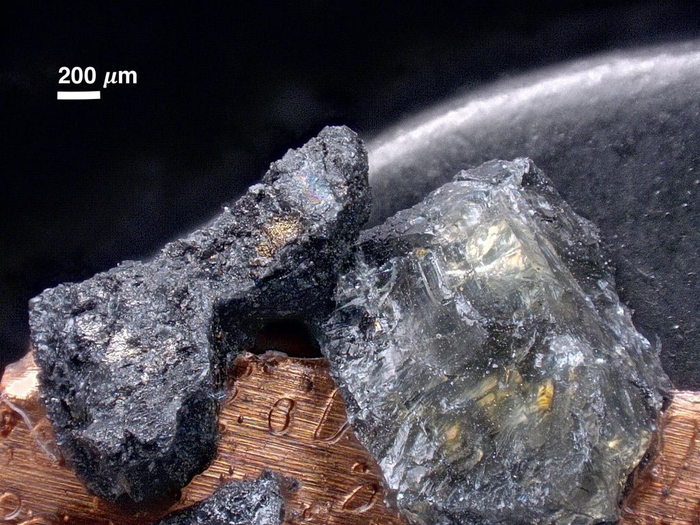 Almahata-Sitta-meteorite-1024px