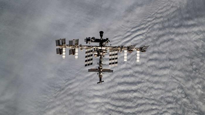 Robust year of R&D on the space station