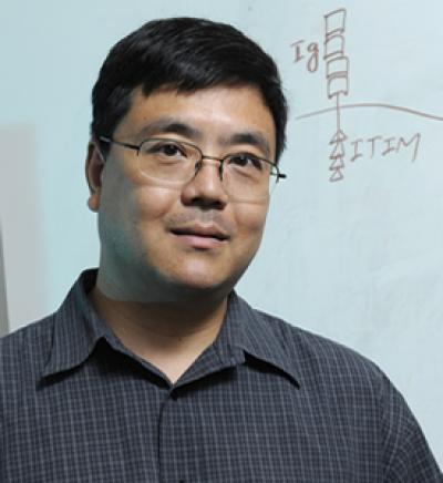 Dr. Chengcheng Zhang, UT Southwestern Medical Center