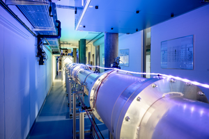 Partial section of the 30-metre-long quantum connection between two superconducting circuits