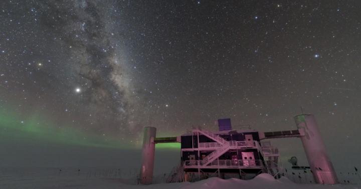 IceCube Observatory