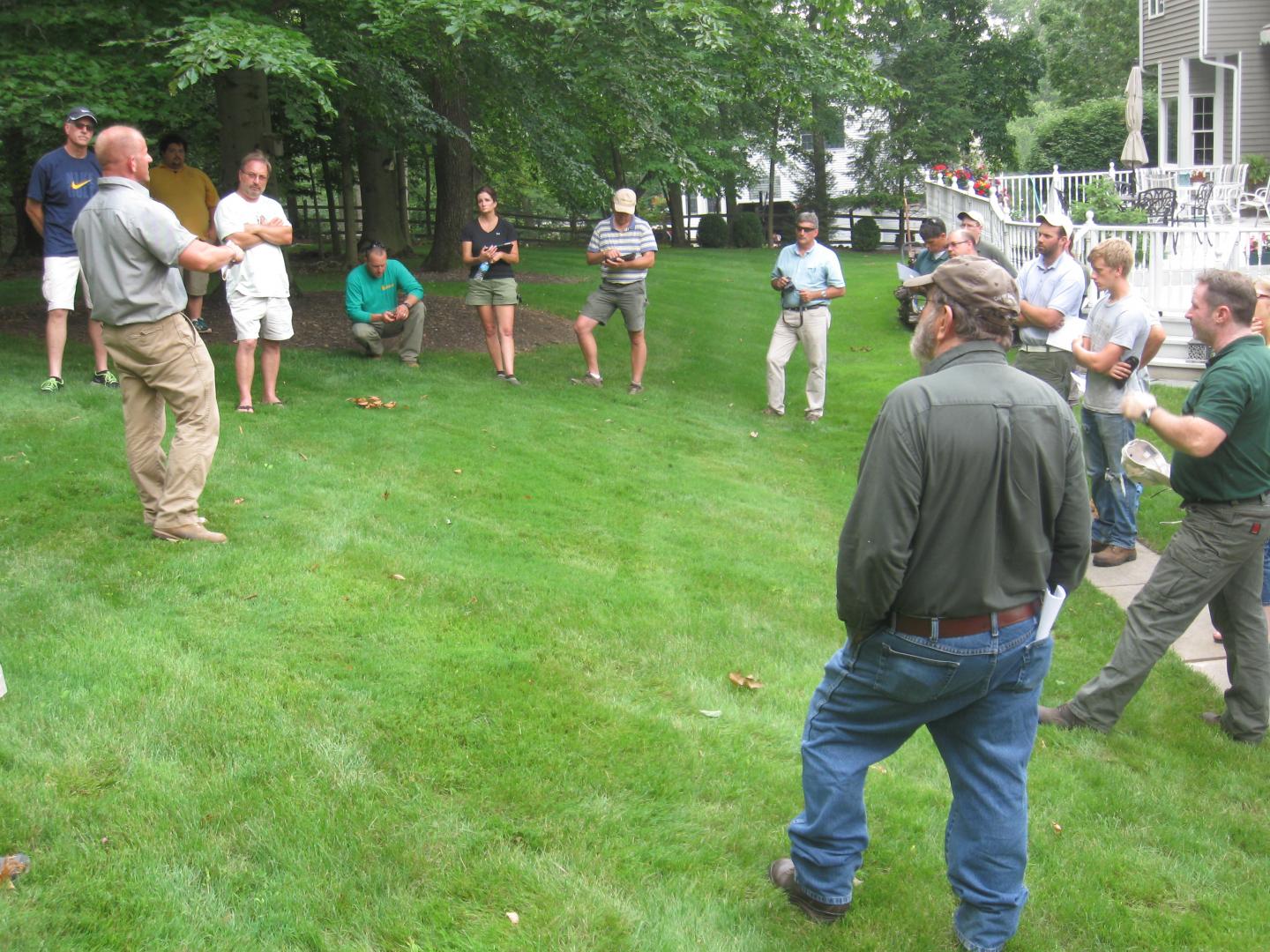 Landscapers Benefit from Organic Land Care Extension Program