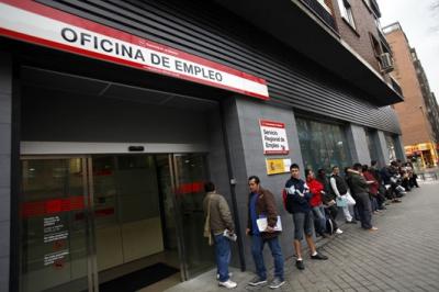 Mathematics Confirm the Chaos of the Spanish Labor Market