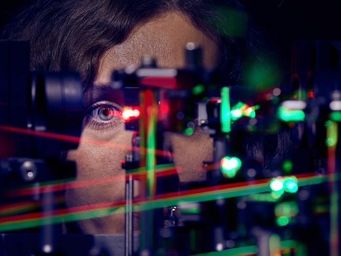 First author Jenny Witten in front of the micro-psychophysical setup.