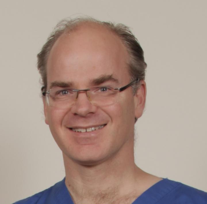 Senior author and UHN thoracic surgeon Dr. Marc de Perrot