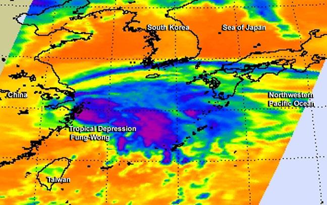 Aqua Satellite Sees Fung-Wong