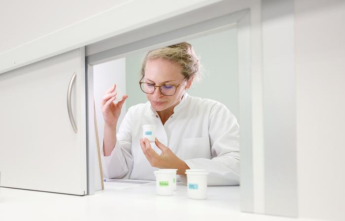 Eva Bauersachs in the sensory lab