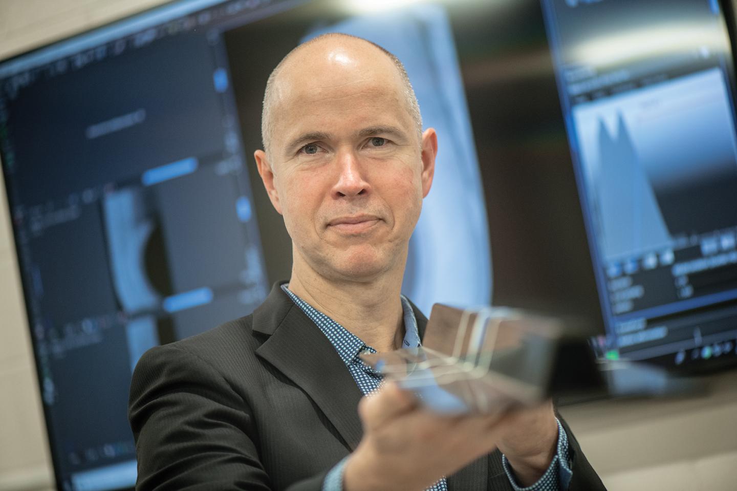 Andrew Makeev, University of Texas at Arlington 