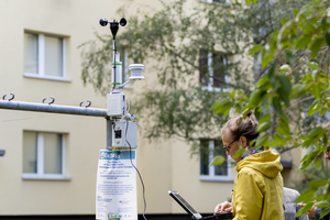Microclimatic measurements in residential courtyards.