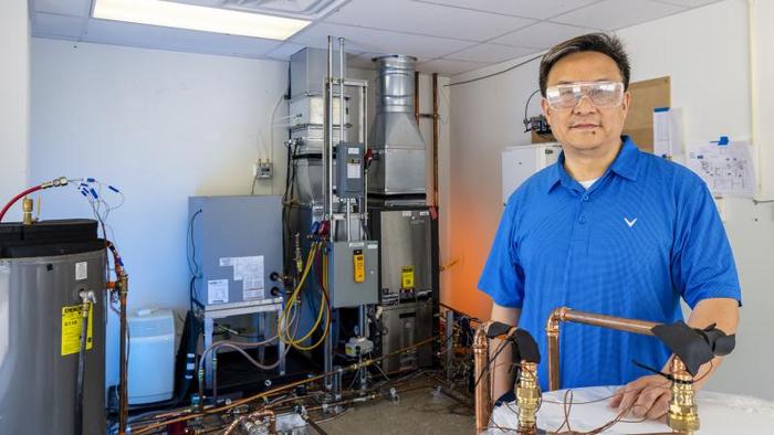 Xiaobing Liu, ORNL thermal energy storage lead