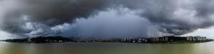 Cumulonimbus arcus precipitation over Zhuhai, China