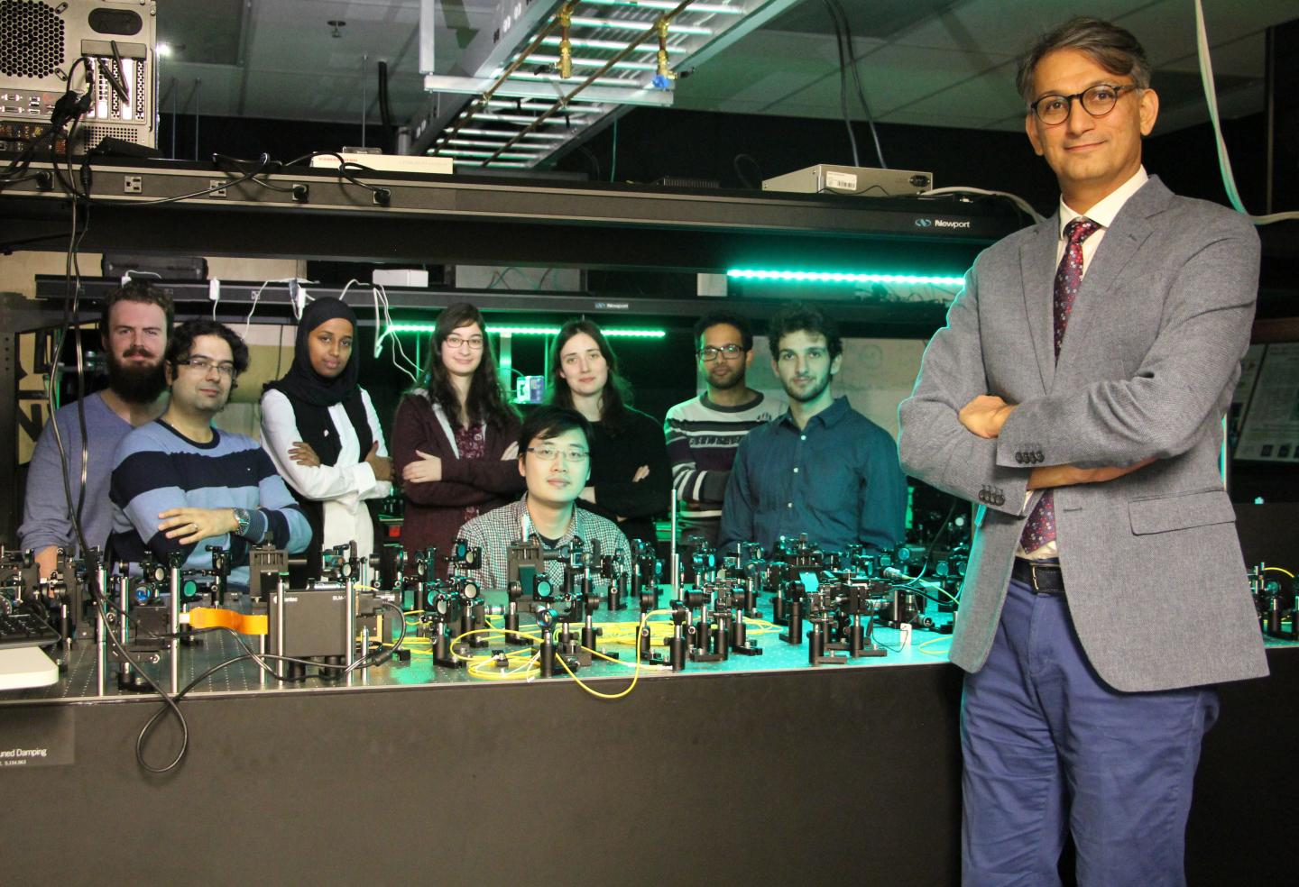 Research Team led by Ebrahim Karimi