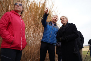 Secretary Granholm visits UIUC Energy Farm