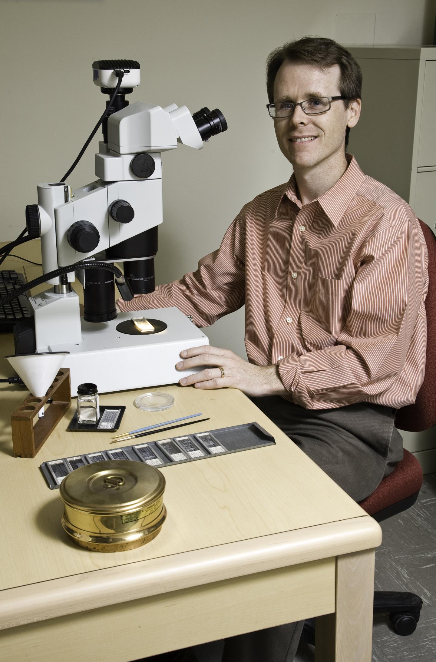 Gene Hunt, Smithsonian