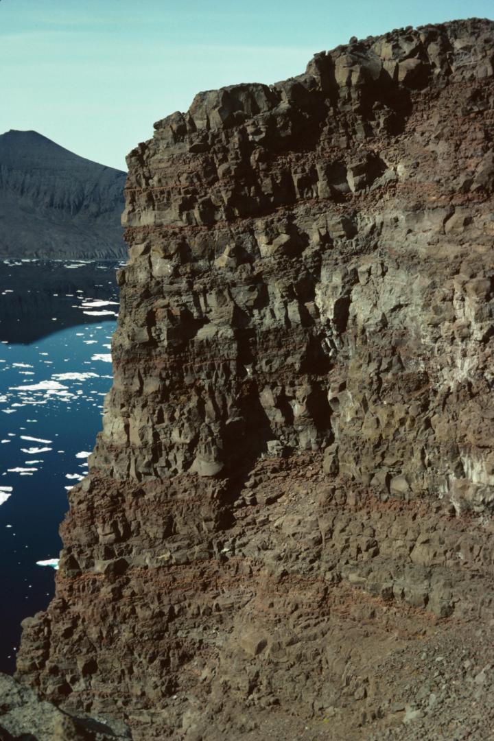 Flood Basalts Preserve Details of Earth's Early Formation (1 of 4)