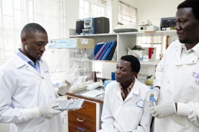 Fogarty Supports Research Training in Low- and Middle-Income Countries