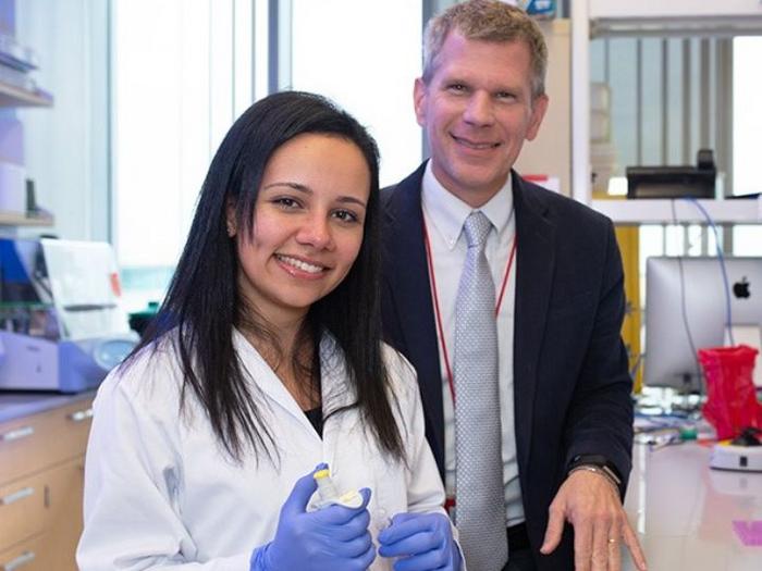 Hanan Qasim, the first author of the study and Bradley McConnell, University of Houston professor of pharmacology