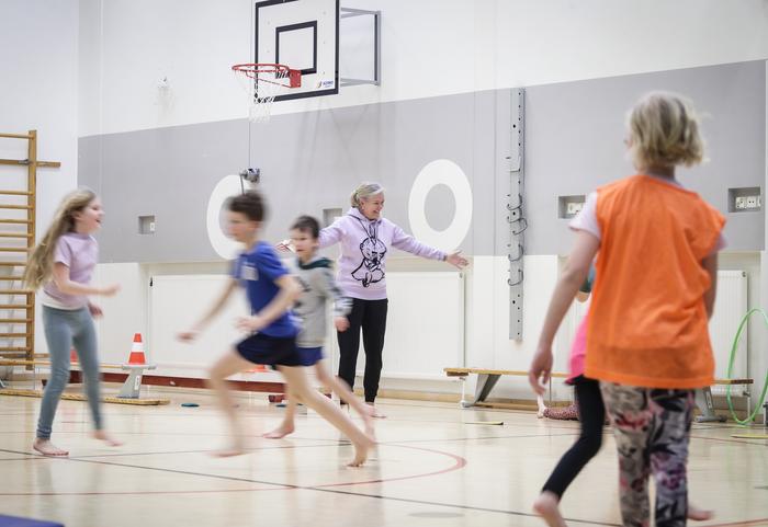 Sedentary lifestyle puts strain on young hearts