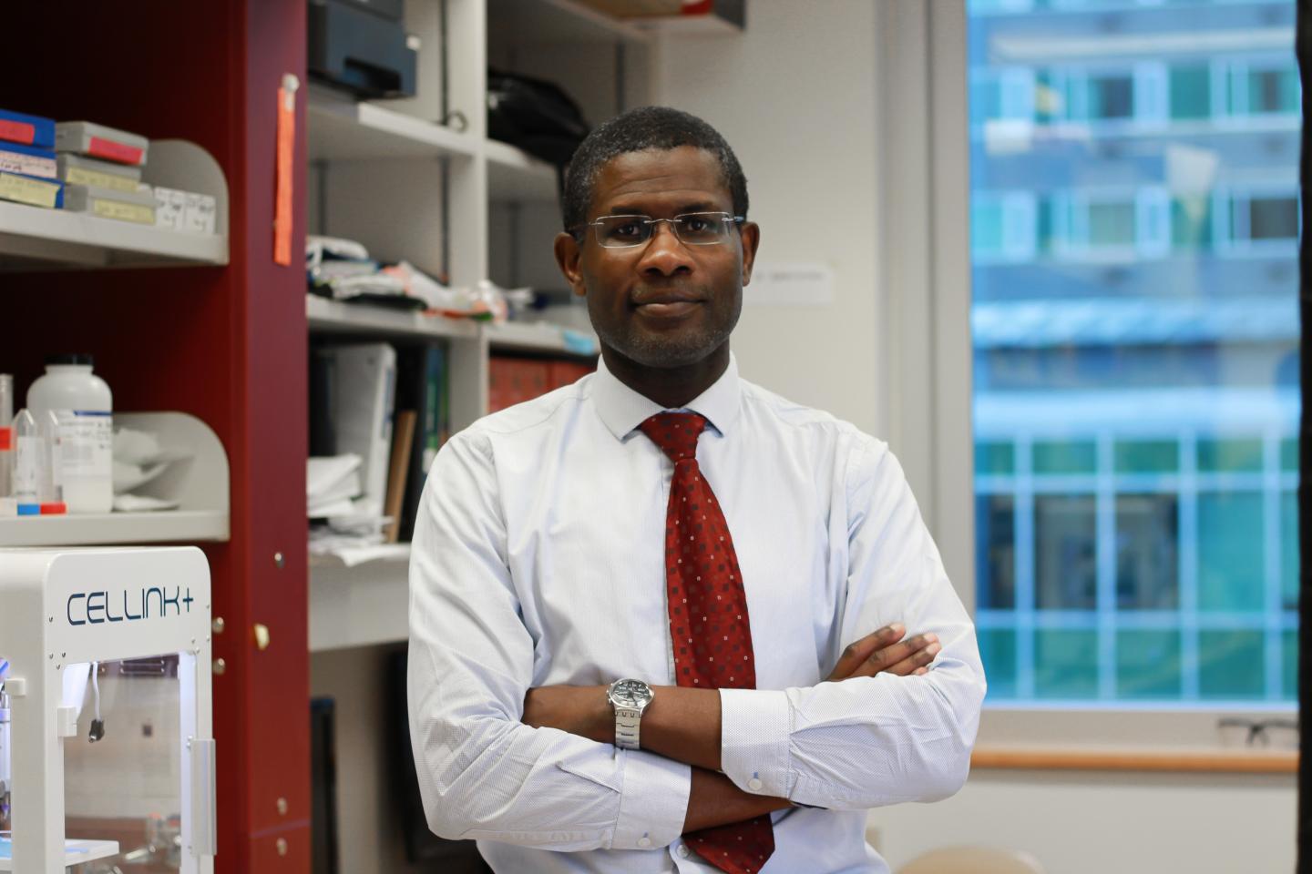 U of A researchers successfully use 3-D 'bioprinting' to create nose cartilage