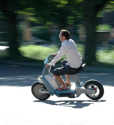 Fhybrid Hydrogen-Powered Scooter