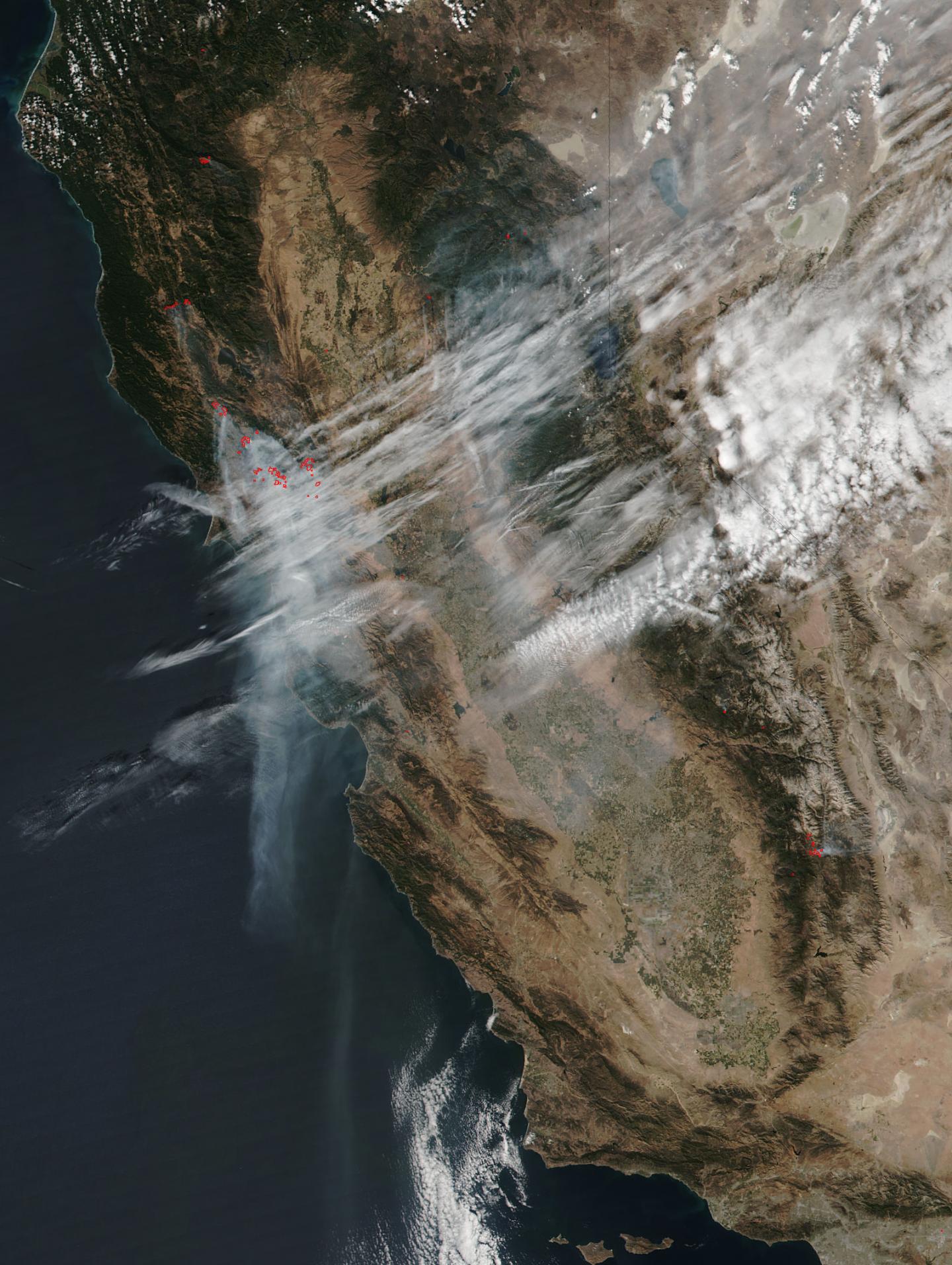 High Winds, Hot Weather Continue to Fan California Fires