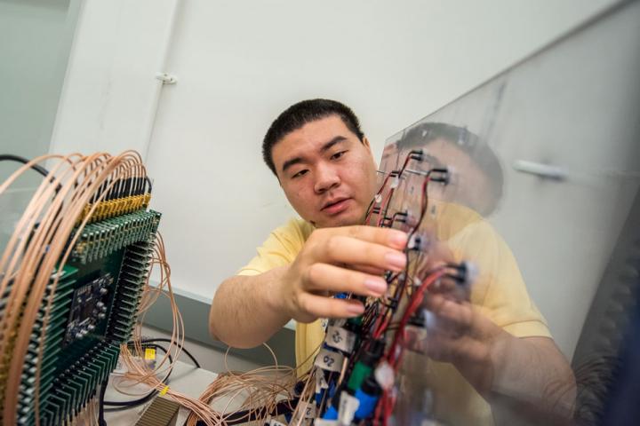 Chengzhi Shi Transducer Array