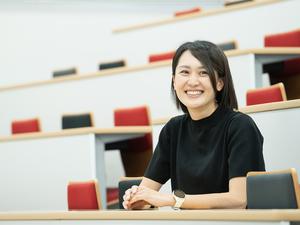 Portrait of YAMAGUCHI Yuko (auditorium)