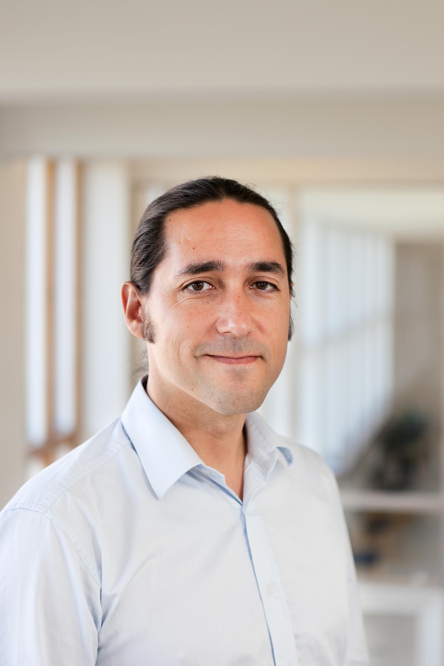 Manuel Bagues, Aalto University