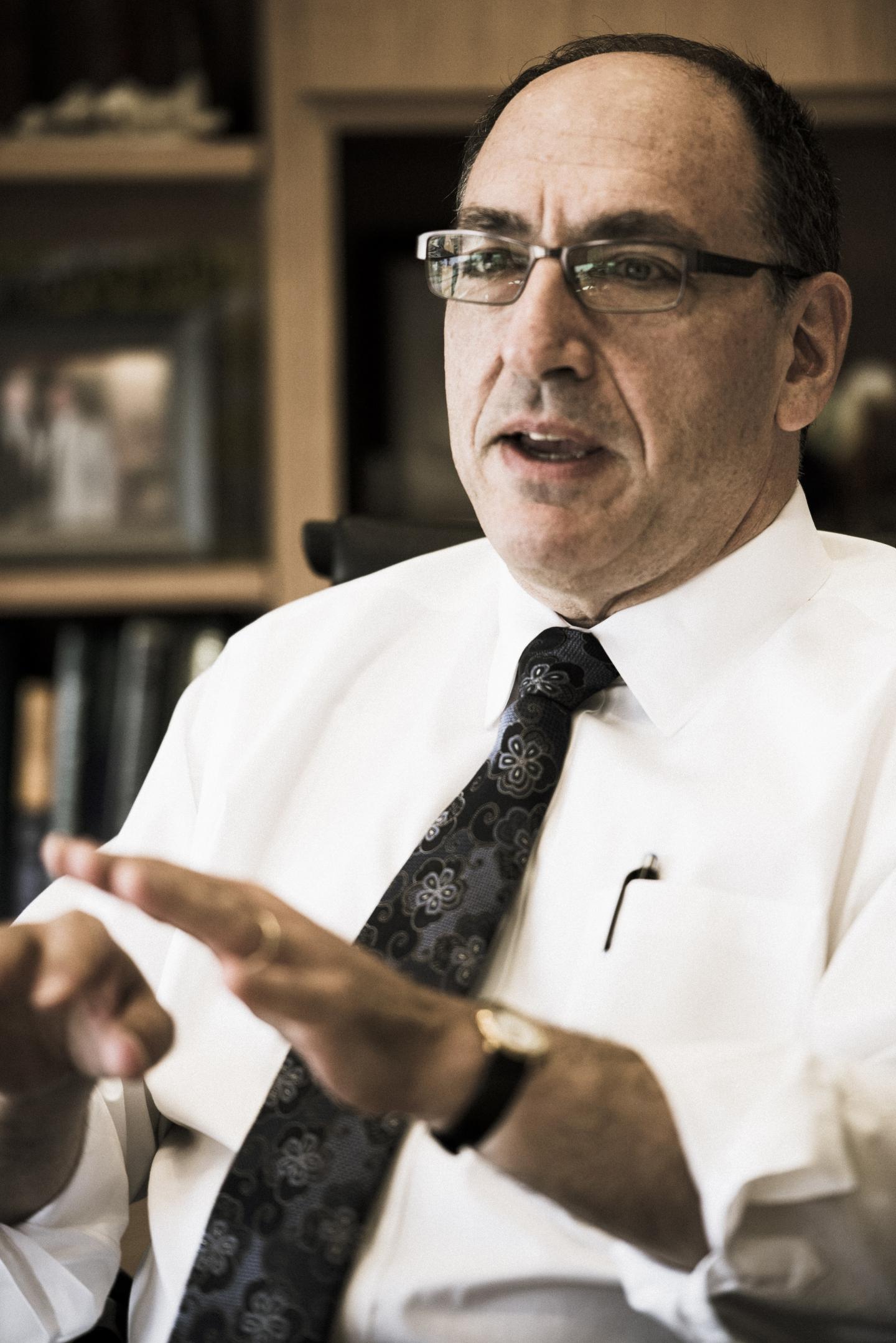 Dr. Neil Rofsky, UT Southweste [IMAGE] EurekAlert! Science News Releases