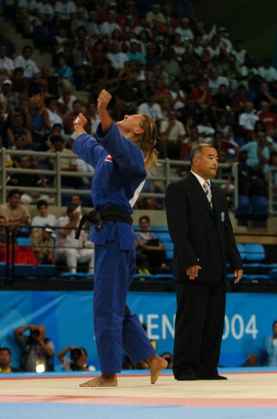 Dominance Threat Display (2 of 2)