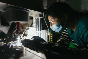 nanotube helmet