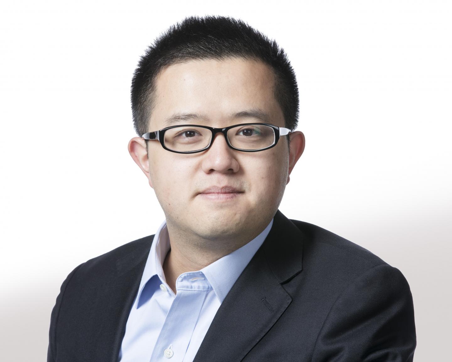 Jinyang Liang, professor at INRS