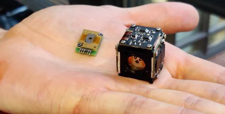 Hyperspectral camera