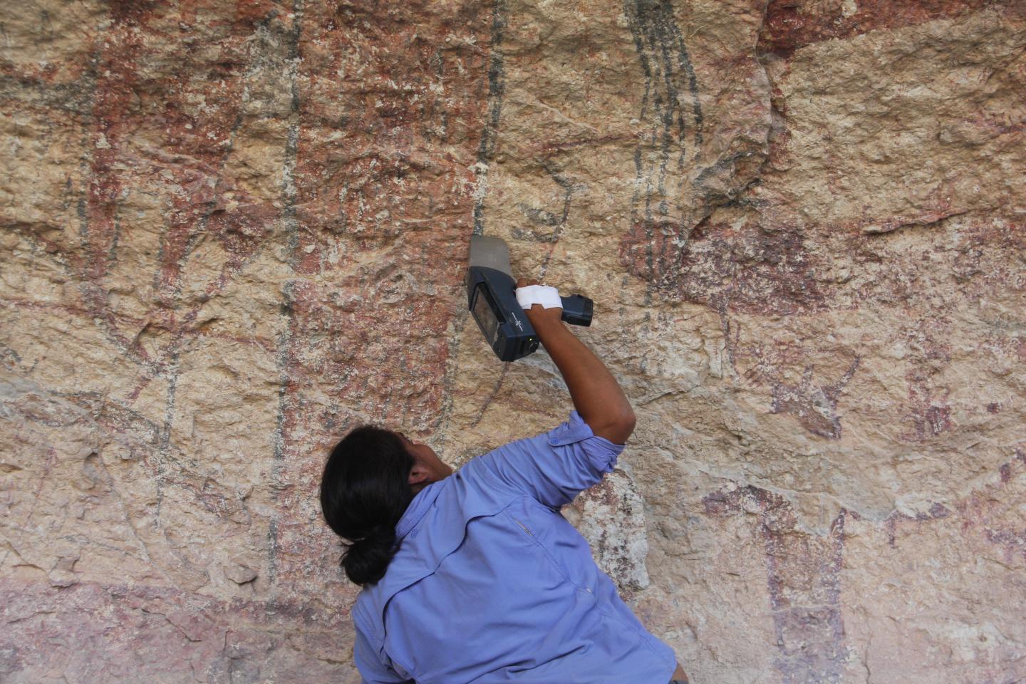 Uncovering the Secrets of Ancient Rock Art Using 'X-Ray Vision'
